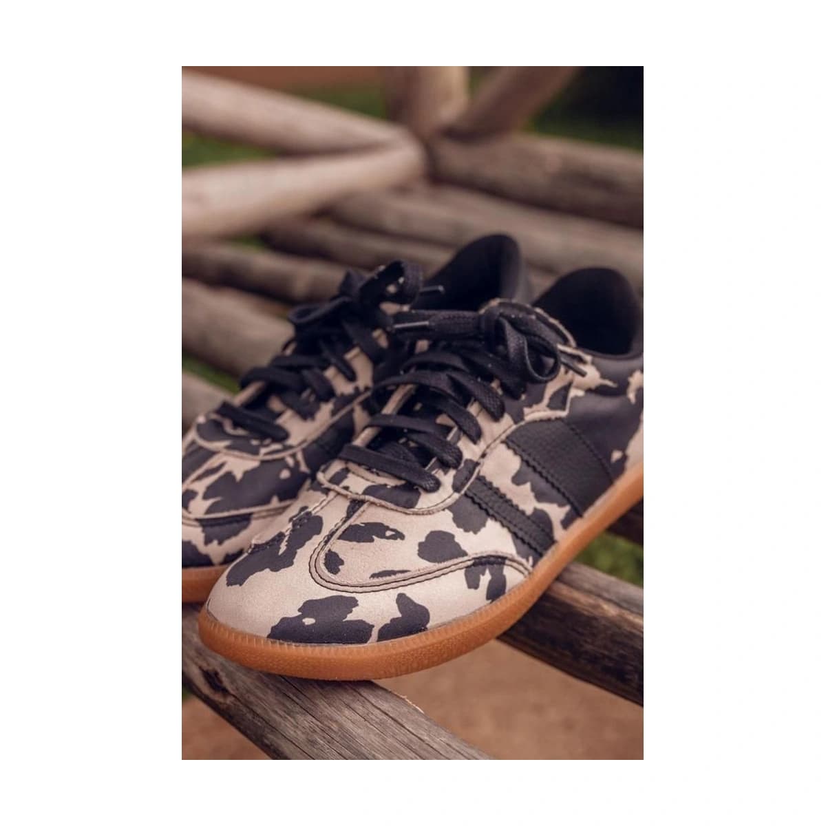 Zapatillas Cuero Vaca — Talle 37
